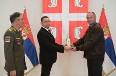 Memorial medals were presented in the Guard Club to the family members of warriors fallen in NATO aggression from the territory of Montenegro