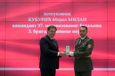 Ministar Gašić uručio odlikovanja pripadnicima Ministarstva odbrane i Vojske Srbije