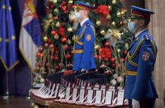 President Vučić presents decorations to members of the Ministry of Defence and the Serbian Armed Forces