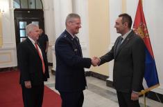 Defence Minister meets Ohio National Guard Commander 