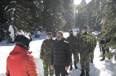 Minister Stefanović visits Military Academy cadets in winter training on Kopaonik Mountain