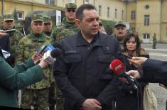 The Minister of Defence in the Barracks “Car Lazar” in Kruševac