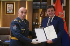 Министар Гашић уручио указе о унапређењима и постављењима на нове дужности у Војсци Србије