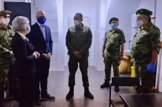 Ministar Vulin: Vojna bolnica u Novom Sadu prilagodila je svoje kapacitete i primila kovid pacijente 