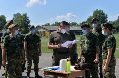 Министар Вулин: Подофицири су кичма војске и Војска Србије жели да улаже у њих