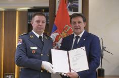 Ministar Gašić uručio ukaze o unapređenjima i postavljenjima na nove dužnosti