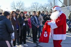 Novogodišnja humanitarna akcija na vojnom aerodromu u Batajnici