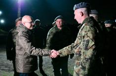 Ministar Vučević u novogodišnjoj noći obišao dežurnu jedinicu PVO