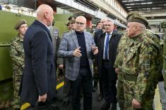 Minister Vučević visits Technical Overhaul Institute “Čačak”