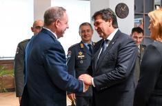 Sastanak ministra Gašića sa komandantom Vazduhoplovnih snaga SAD u Evropi i Africi generalom Hekerom 