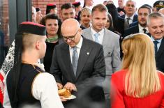 Minister Vučević and Mayor of Banjaluka Stanivuković Visited Primary School “Vuk Stefanović Karadžić”