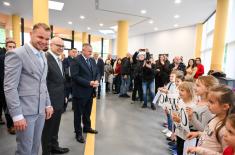 Minister Vučević and Mayor of Banjaluka Stanivuković Visited Primary School “Vuk Stefanović Karadžić”