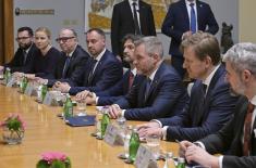 Председник Вучић дочекао председника Словачке Републике Пелегринија