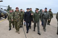 Presidents Vučić and Aliyev attend weapons and capabilities display of some of SAF units in Niš