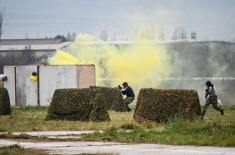 Presidents Vučić and Aliyev attend weapons and capabilities display of some of SAF units in Niš