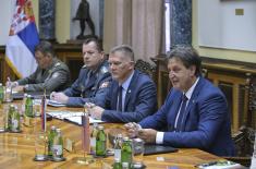 Састанак министра Гашића са командантом Националне гарде Охаја Вудрафом