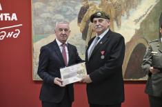 Uručene zahvalnice vojnim veteranima učesnicima vojne parade „Snaga jedinstva“
