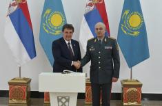 Minister Gašić meets with Minister Zhaksylykov in Astana