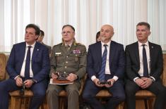 Председник Вучић: Данас градимо најближе стратешке односе у области одбране са Мађарском 