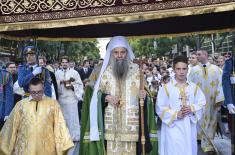 Министар Гашић са припадницима војске присуствовао Спасовданској литији