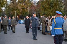 Gun salute to mark Armistice Day