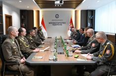 Sastanak ministra odbrane sa načelnikom Generalštaba Mađarske vojske