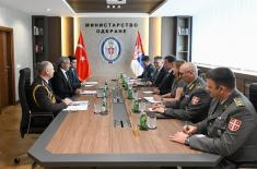 Sastanci ministra odbrane sa akreditovanim ambasadorima u Srbiji 