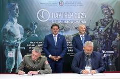 Потписани уговори између Министарства одбране и предузећа домаће одбрамбене индустрије