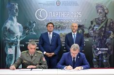 Потписани уговори између Министарства одбране и предузећа домаће одбрамбене индустрије