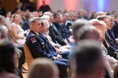Председник Вучић уручио Видовданско одликовање 204. ваздухопловној бригади