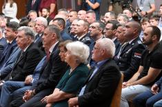 Председник Вучић уручио Видовданско одликовање 204. ваздухопловној бригади