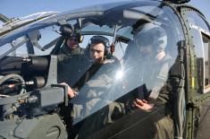Obuka budućih pilota helikoptera Vojske Srbije
