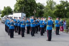 Gun salute marks Victory Day