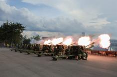 Gun salute marks Victory Day