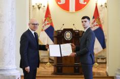 Minister Vučević: Young people give new strength and energy to Ministry of Defence and Serbian Armed Forces