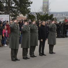 Gun salute performed on occasion of Statehood Day