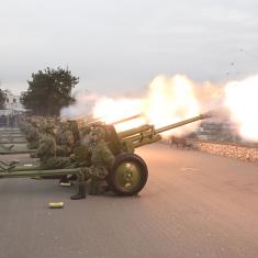 Gun salute performed on occasion of Statehood Day