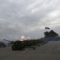 Gun salute performed on occasion of Statehood Day