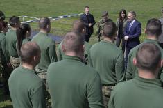 Министар Стефановић: Најважнији ресурс наше војске су људи