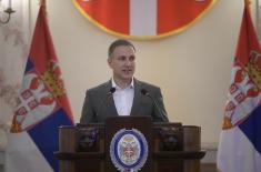 Ministers Stefanović and Ružić present awards to winners of "Our Soldier, Our Hero" competition