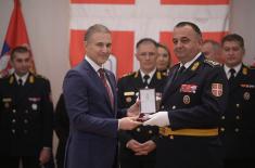 Minister Stefanović presents decorations to members of Ministry of Defence and Serbian Armed Forces