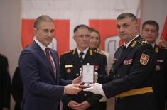 Minister Stefanović presents decorations to members of Ministry of Defence and Serbian Armed Forces