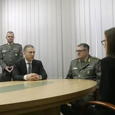 Minister Stefanović visits Intelligence Training Centre