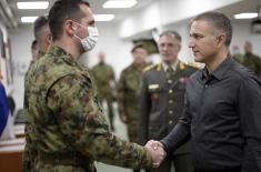 Minister Stefanović and Chief of General Staff Mojsilović talk to Serbian peacekeepers