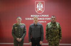 Minister Stefanović and Chief of General Staff Mojsilović talk to Serbian peacekeepers