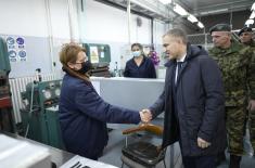 Minister Stefanović visits "Moma Stanojlović" Aviation Institute