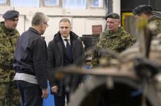 Minister Stefanović visits "Moma Stanojlović" Aviation Institute