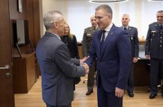 Амбасадор Боцан–Харченко уручио медаљу „Ростеха“ министру Стефановићу 