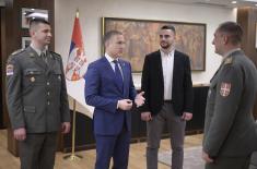 Minister Stefanović talks to best Military Technical Institute