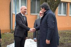 Министар Гашић обишао предузеће „Милан Благојевић-Наменска“ 